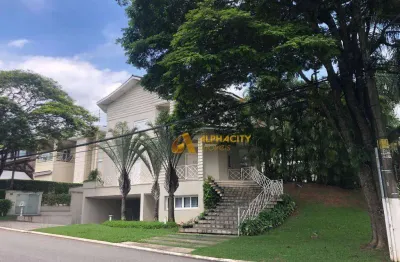 Charmosa casa de esquina no alpha 10: conforto e natureza em harmonia