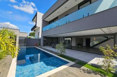 Belissima residencia no mais beo residencial de alphaville!!