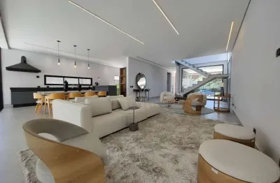 Casa mobiliada de alto padrão no alphaville 4 - disponível para venda ou locação