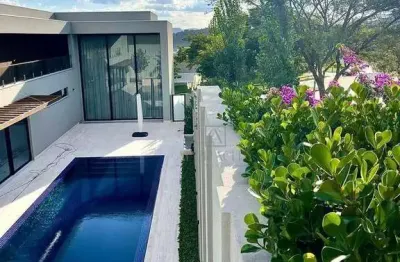 Residência moderna e mobiliada: luxo e tecnologia em harmonia perfeita