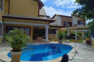 Oportunidade única: residência de luxo com acabamento moderno e conforto excepcional