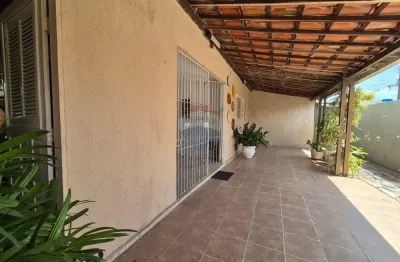Casa com 2 quartos à venda na Rua Sandoval Tavares Guerreiro, 1, Nova Parnamirim, Parnamirim