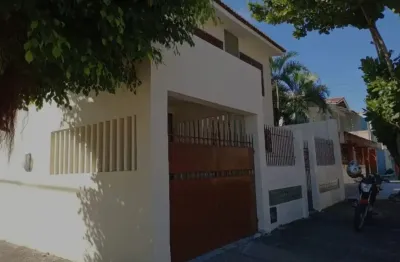Oferta!! casa 4/4 em capim macio por trás do ccab sul