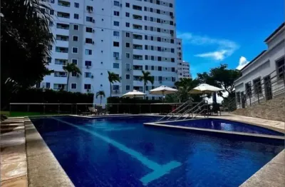 Belíssimo apartamento 2/4 com varanda no condomínio top life