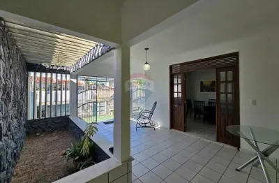 Casa 4/4 sendo 2 suites na melhor localização da cohabinal