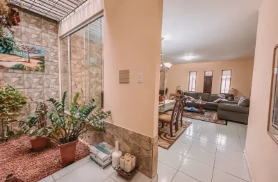 Casa com 3 quartos à venda na Rua Oiti, 55, Nova Parnamirim, Parnamirim