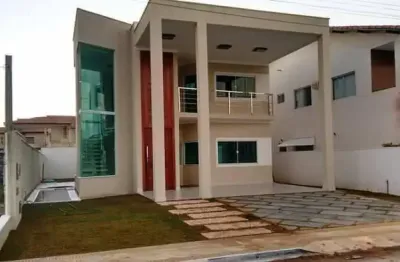 Belíssima casa 4/4 sendo 03 suítes no condomínio green club i