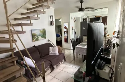 Cobertura duplex à venda no condomínio fechado  r$ 276.000,00