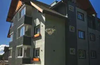 Invista em Gramado: Apartamento com Suíte e Churrasqueira no Bairro Moura, próximo ao Centro