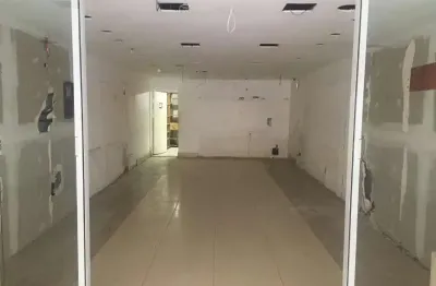 Ponto comercial com 3 salas para alugar na rua viúva dantas, campo grande, rio de janeiro por r$ 18.000