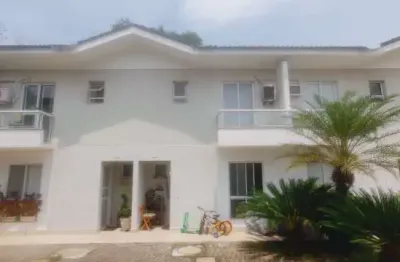 Casa em condomínio fechado com 3 quartos à venda na avenida mário pedrosa, 29, campo grande, rio de janeiro por r$ 399.900