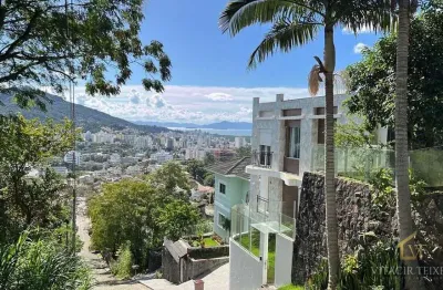 Terreno à venda na Rua Aracuã, Pantanal, Florianópolis