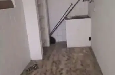 Casa com 2 quartos para alugar no Jardim Oriental, Osasco 