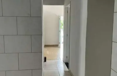 Casa com 3 quartos para alugar no Km 18, Osasco 