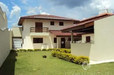Casa à venda no jardim das samambaias em jundiaí - a/c 345 m² - te 650 m², excelente casa, toda reformada região nobre da cidade, com 03 suítes, todas com sacadas, 04 vagas, quintal.