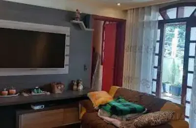 Casa à venda no jd. copacabana em jundiaí - a/c 223 m², 3 dorms, sala, 2 cozinhas, copa, 3 banheiros, terraço gourmet, 3 vagas. estuda permuta por ap.