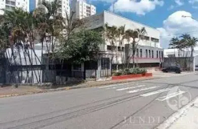 Prédio comercial para locação na rua cica em jundiaí - a/c 1.850m², em terreno de 3000 m². o proprietário realiza reformas e adequações conforme necessidade do locatário.