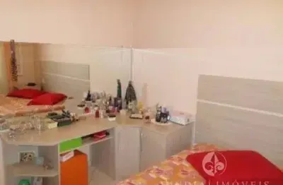 BELÍSSIMA CHÁCARA À VENDA NO CAXAMBU EM JUNDIAÍ - A/C 410 m² em área de 1950 m², na melhor localização do Bairro.