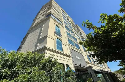 Apartamento com 3 quartos à venda na Rua 323, 94, Meia Praia, Itapema