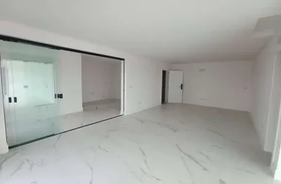 Apartamento com 4 quartos à venda na Rua 315, 335, Meia Praia, Itapema