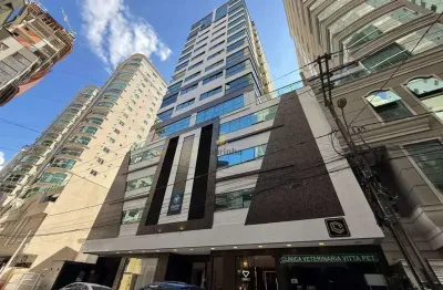 Apartamento com 3 quartos à venda na Rua 302, 134, Meia Praia, Itapema