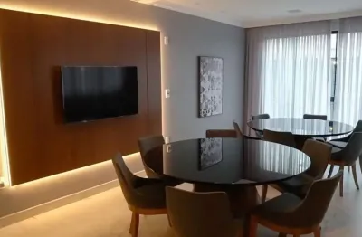 Apartamento com 4 quartos à venda na Rua 302, 134, Meia Praia, Itapema