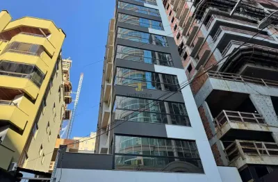 Apartamento com 3 quartos à venda na Rua 302, 145, Meia Praia, Itapema