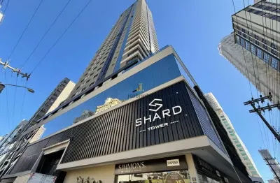 Apartamento com 3 quartos para alugar na Avenida Nereu Ramos, 5460, Meia Praia, Itapema