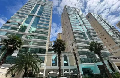 Apartamento com 3 quartos para alugar na Avenida 294, 220, Meia Praia, Itapema