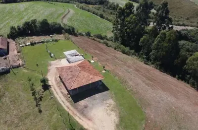 Chácara formada com casa e uma incrível vista panorâmica!