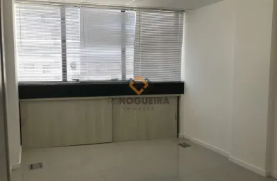 Sala comercial à venda no Estreito, Florianópolis 
