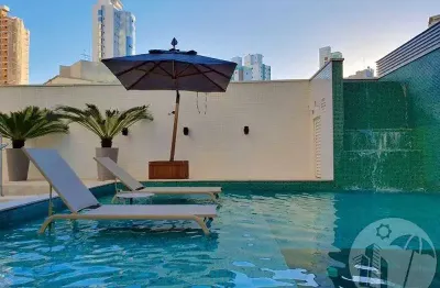 Apartamento na quadra do mar com 3 suítes 3 vagas e lazer completo