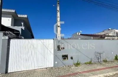 Casa com 2 quartos à venda no itacolomi, balneário piçarras  por r$ 689.000