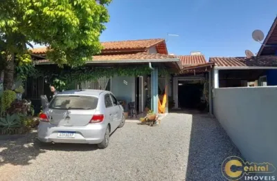 Casa com 3 quartos à venda no Centro, Penha 