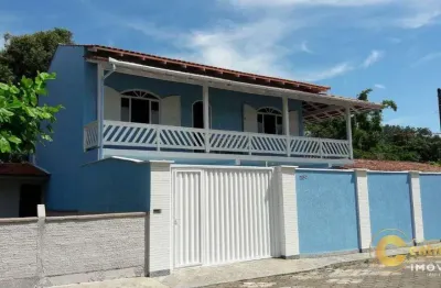 Casa com 3 quartos à venda no Centro, Penha 