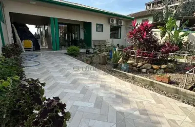 Casa com 3 quartos à venda no Armação, Penha 