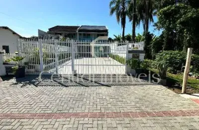Casa com 3 quartos à venda no Centro, Balneário Piçarras 