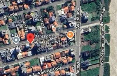Terreno com 370 metros quadros proximo ao mar em itajuba