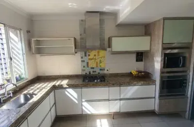 Casa com 5 quartos à venda no Jardim da Grama, Bauru 