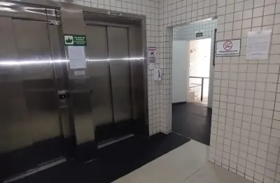 Kitnet / Stúdio à venda na Avenida Presidente Castelo Branco, 2374, Guilhermina, Praia Grande