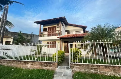 Casa para venda em torres, centro, 5 dormitórios, 2 suítes, 4 banheiros