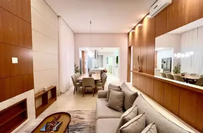 Casa com 3 quartos à venda na Avenida Castelo Branco, 1861-1899, Centro, Torres