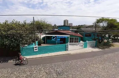 Casa com 3 quartos à venda na Cristovão Colombo, 210, Predial, Torres