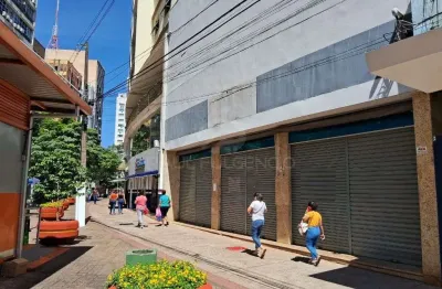 Ponto comercial para alugar na Praça Gabriel Martins, 5, Centro, Londrina