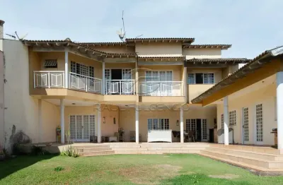 Casa/sobrado a venda e locacao no bairro aurora em londrina - 4 dormitorios, 2 suites, 4 garagens!