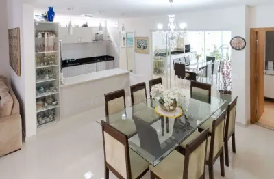 Casa em condomínio fechado com 3 quartos à venda na Alameda Margarida Nagib Ozi Badin, 50, Conjunto Residencial Vivendas do Arvoredo, Londrina