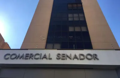 Sala comercial à venda na rua senador souza naves, 771, centro, londrina, 45 m2 por r$ 190.000