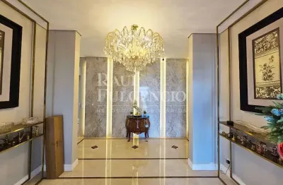 Sobrado em estilo classico no condominio tucanos com 05 suites