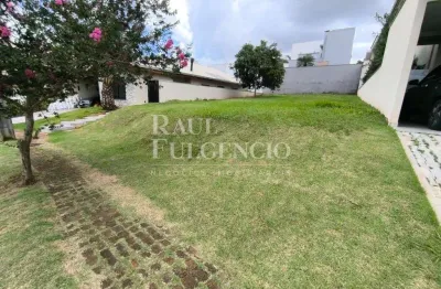 Terreno a venda condominio royal forest na  primeira fase  nas primeiras ruas do condominio, proximo do shopping catuai