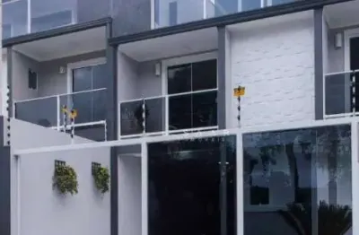 Sobrado com 3 dormitórios à venda, 116 m² por r$ 900.000 - capão raso - curitiba/pr